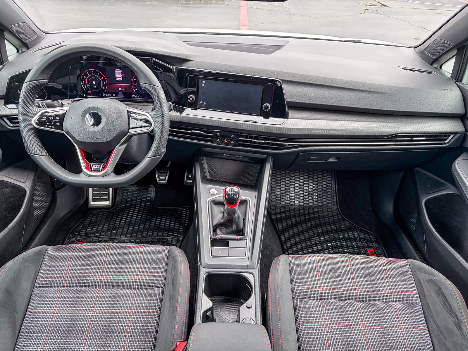 Used 2022 Volkswagen GTI S FWD image 11