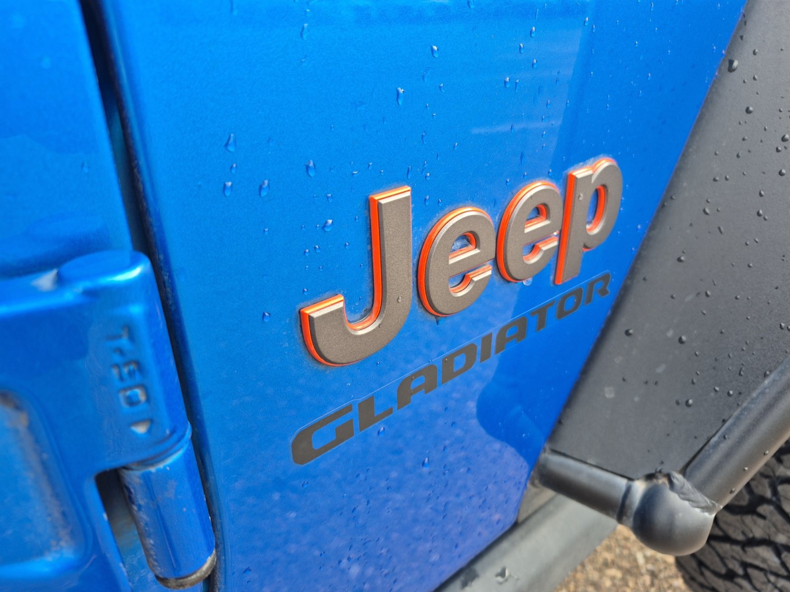 Used 2021 Jeep Gladiator Mojave AWD/4WD image 23