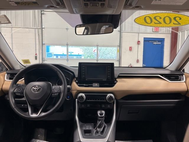 Used 2020 Toyota RAV4 XLE w/ Convenience Package AWD/4WD image 15