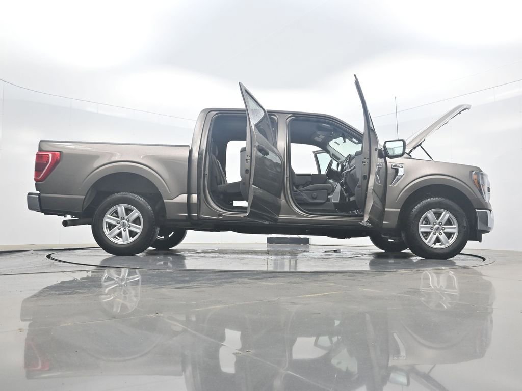 Used 2023 Ford F150 XLT RWD image 42