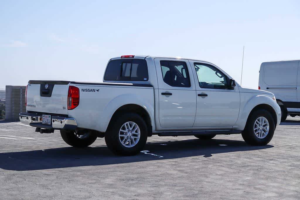 Used 2015 Nissan Frontier SV w/ SV Value Truck Package RWD image 4