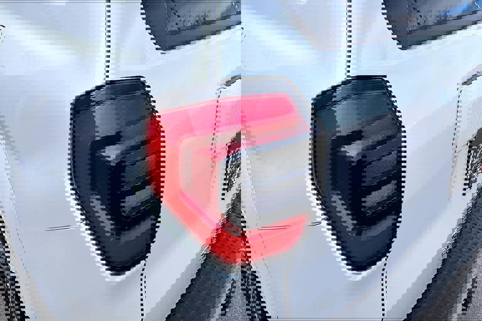 Used 2025 Toyota 4Runner Limited image 28