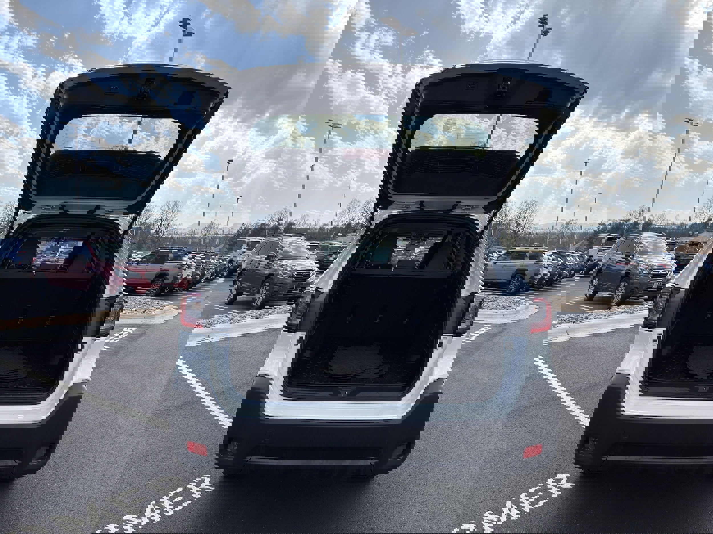 Used 2025 Subaru Outback Premium image 11