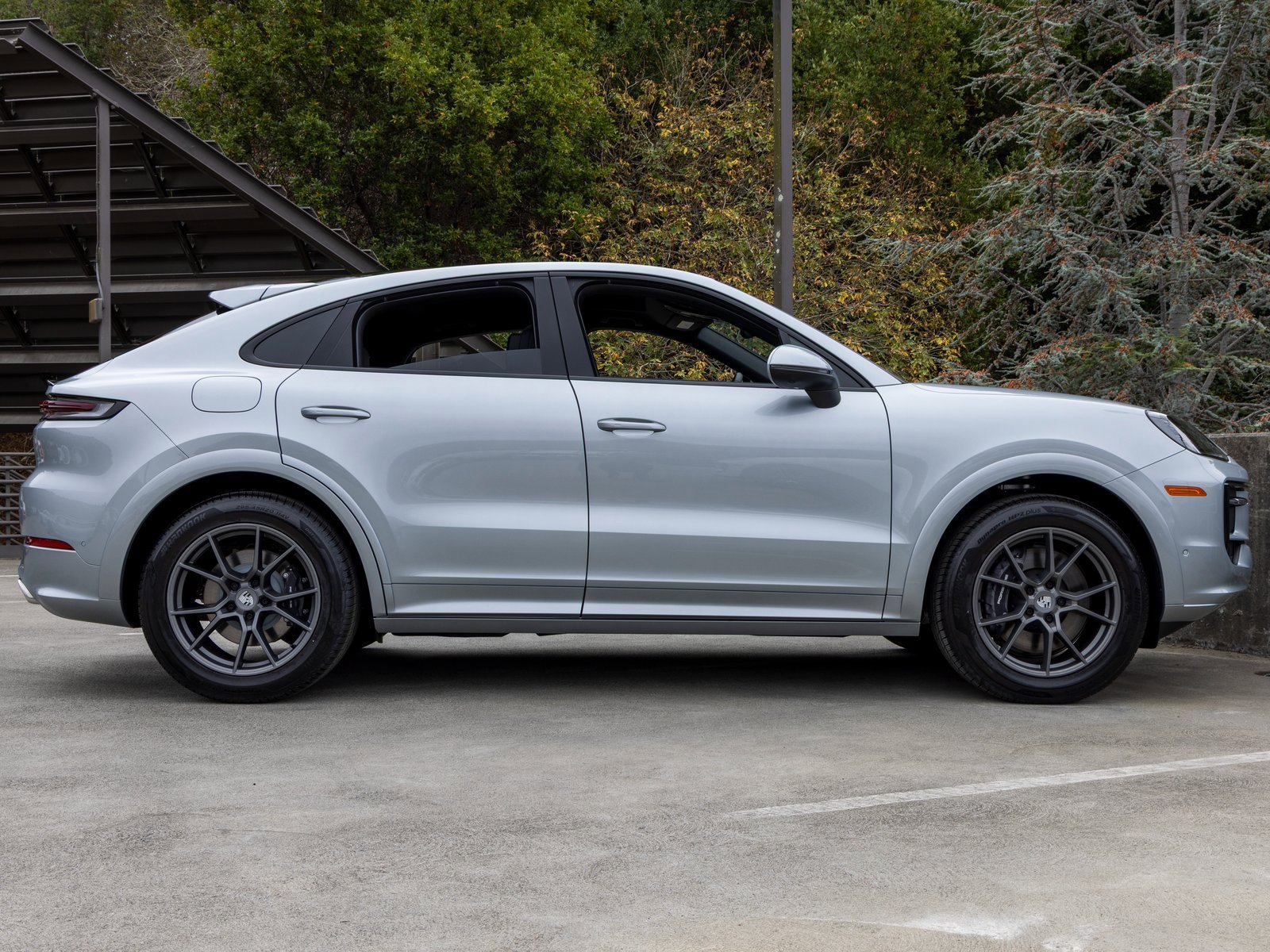 New 2026 Porsche Cayenne Coupe image 12