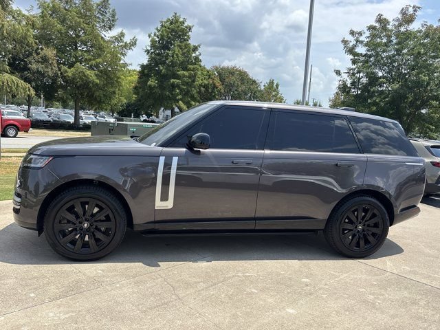 Used 2025 Land Rover Range Rover Long Wheelbase Autobiography AWD/4WD image 10