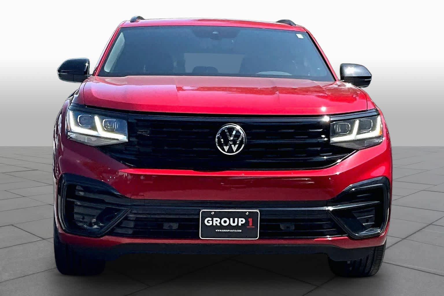 Certified 2023 Volkswagen Atlas Cross Sport SEL R-Line AWD/4WD image 4