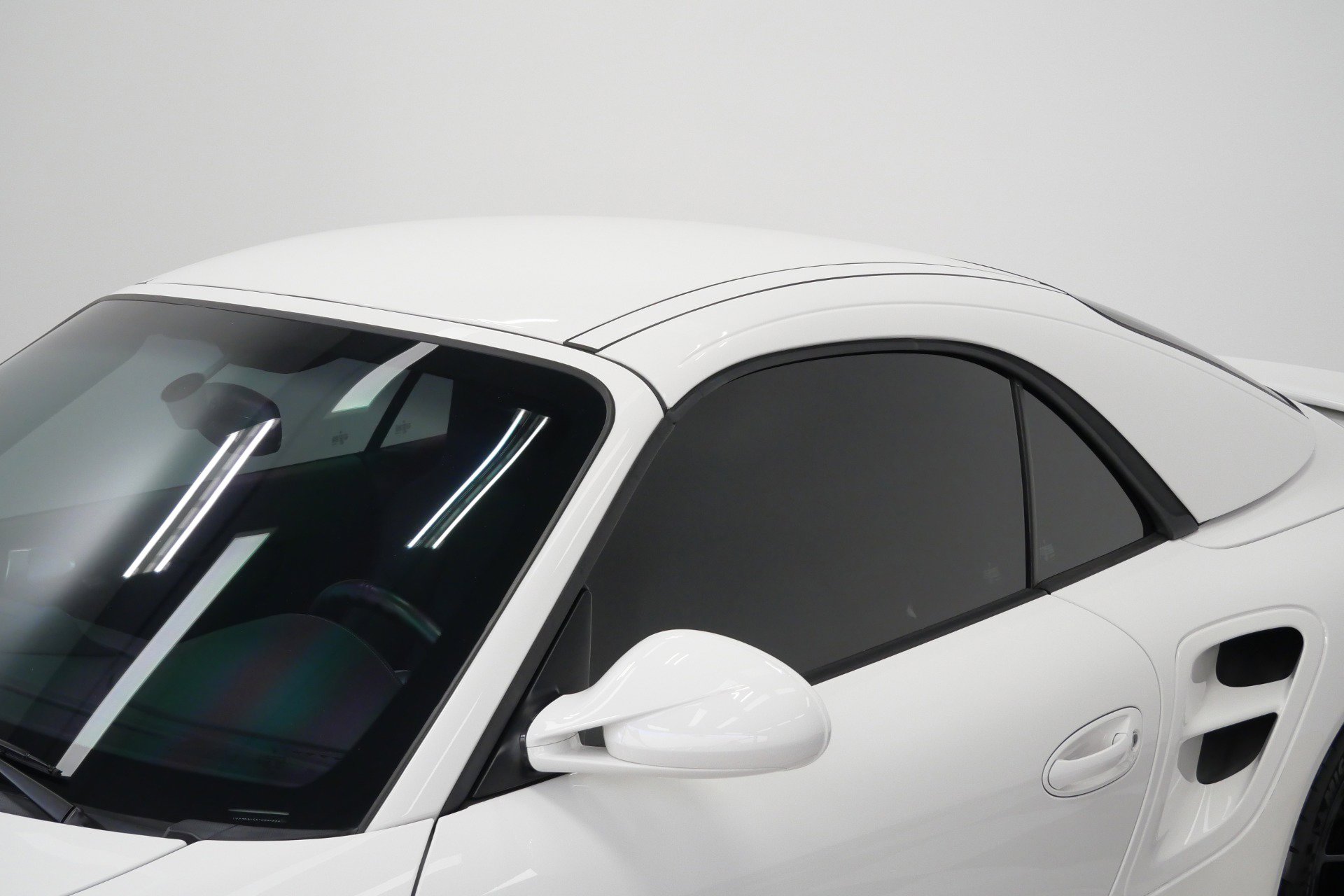 Used 2012 Porsche 911 Turbo S AWD/4WD image 34