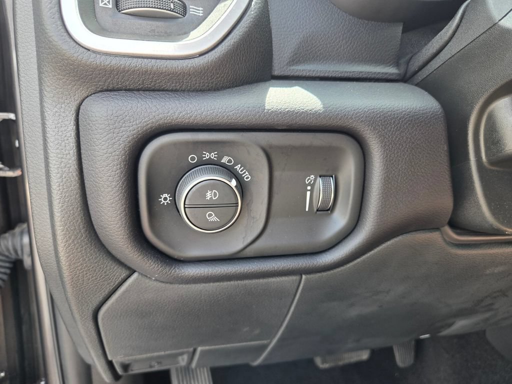Used 2023 RAM 2500 Big Horn w/ Level 1 Equipment Group AWD/4WD image 24