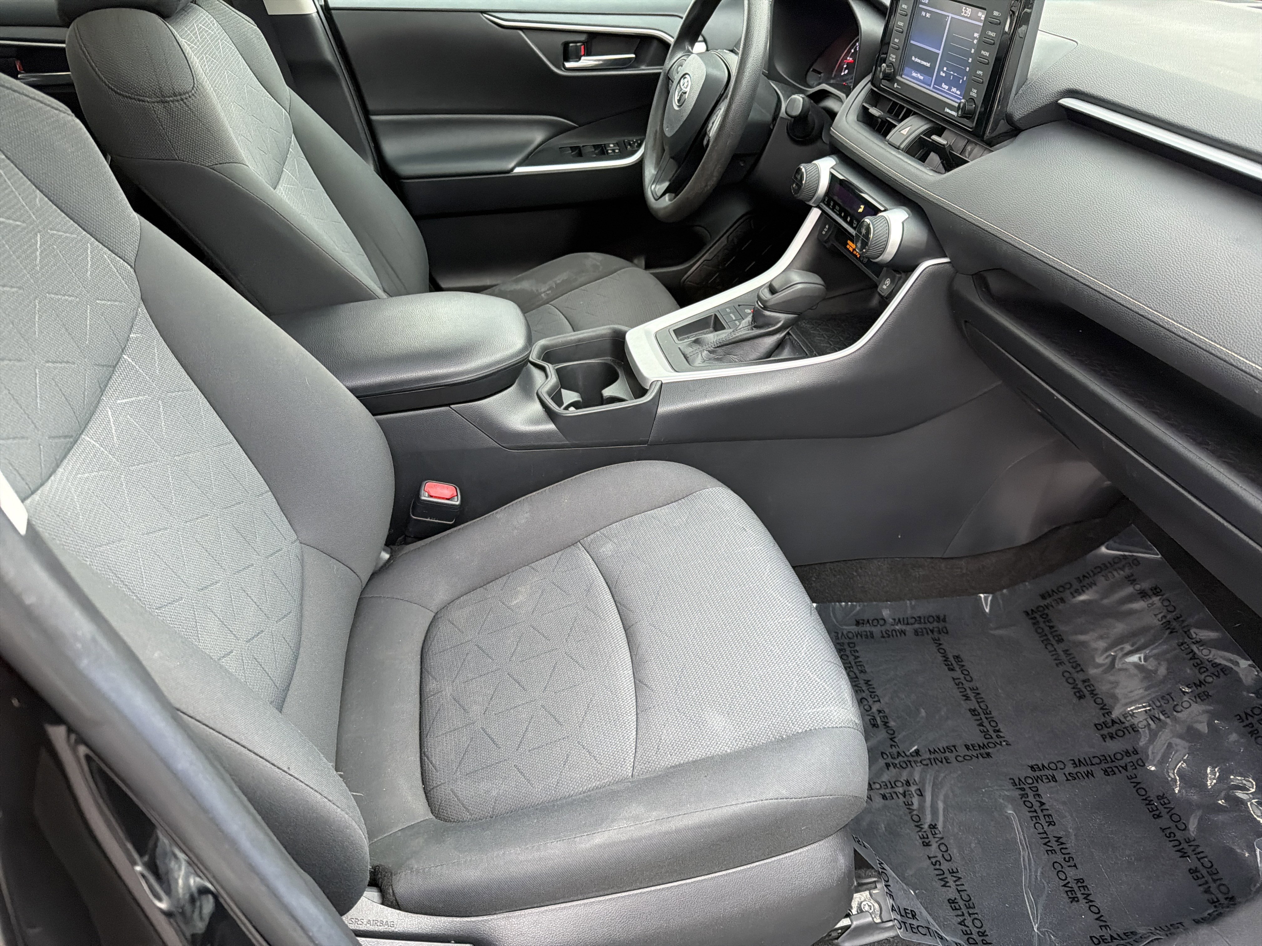 Used 2021 Toyota RAV4 XLE w/ Convenience Package image 25