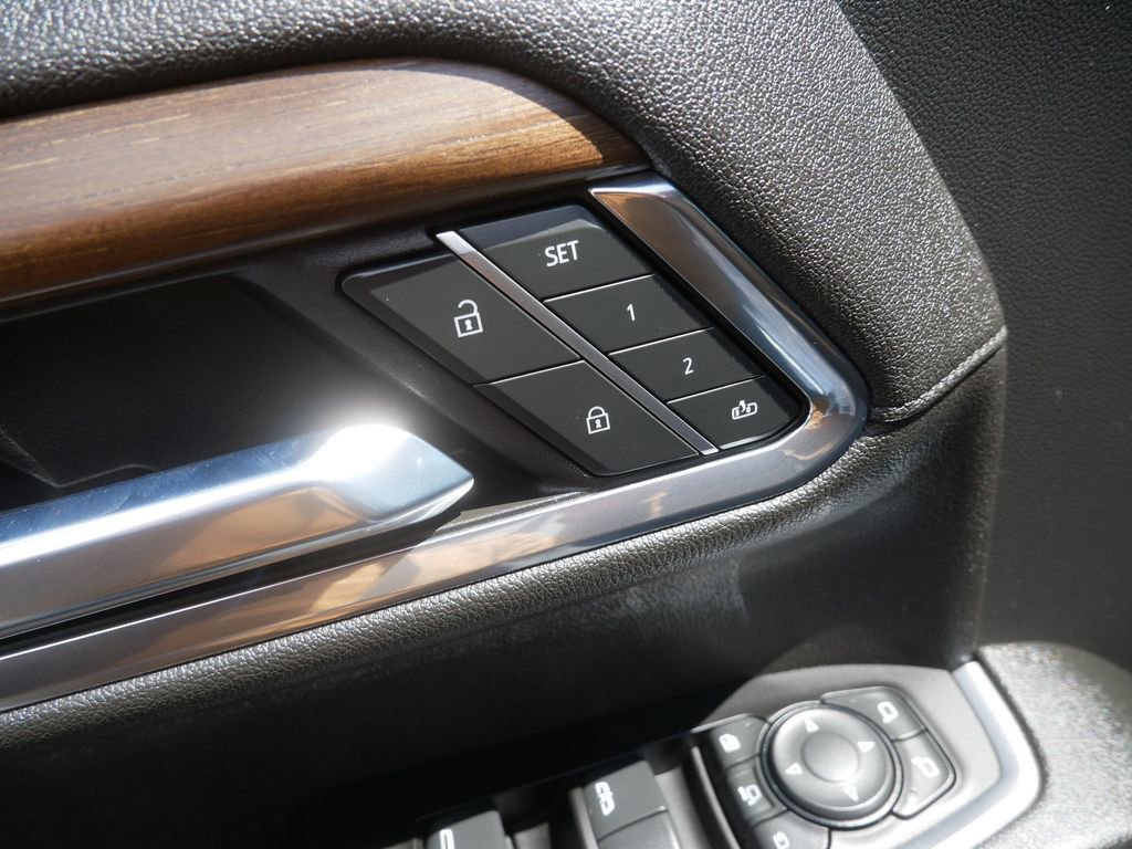 Used 2024 Chevrolet Silverado 3500 High Country w/ High Country Premium Package AWD/4WD image 15
