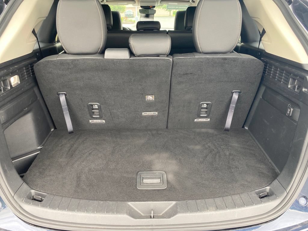 Certified 2024 MAZDA CX-90 Plug-In Hybrid w/ Preferred AWD/4WD image 21