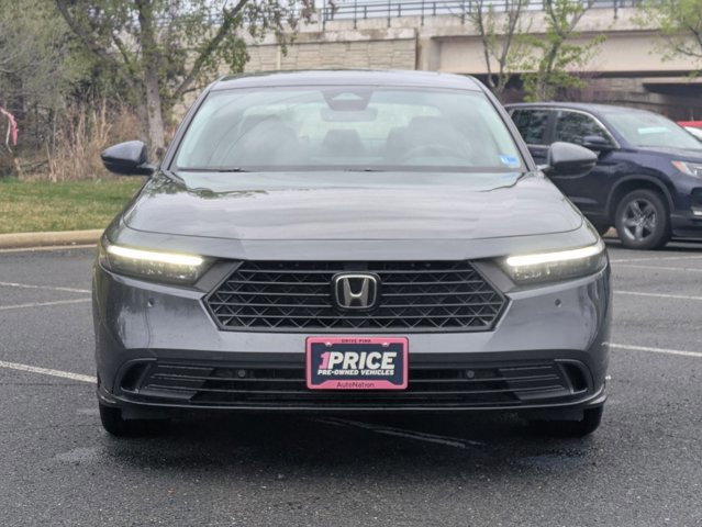 Used 2025 Honda Accord EX-L image 2