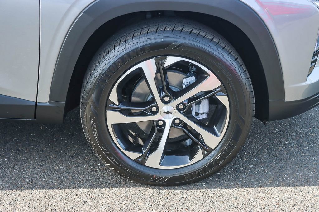 New 2026 Chevrolet Trax RS image 9
