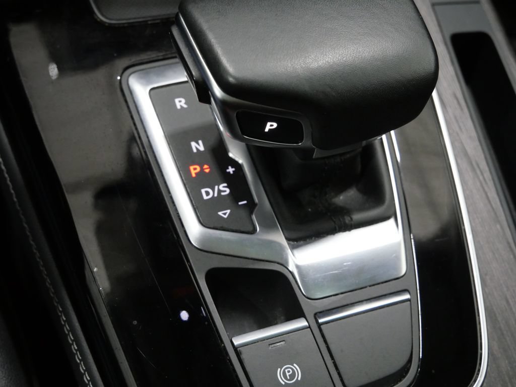 Used 2024 Audi Q5 2.0T Premium Plus AWD/4WD image 24