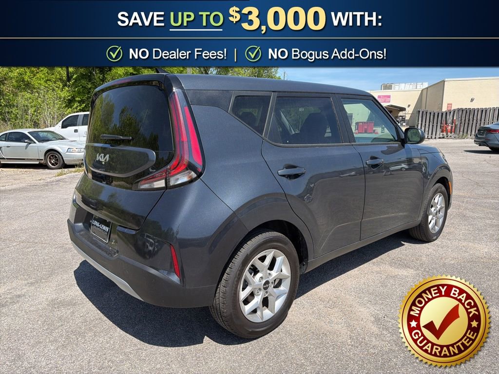 Used 2025 Kia Soul LX w/ LX Technology Package FWD image 5