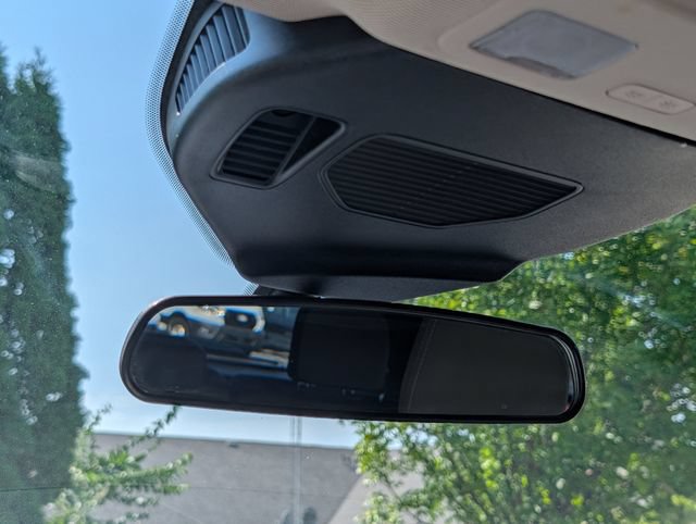 Used 2020 Ford Escape SE FWD image 25