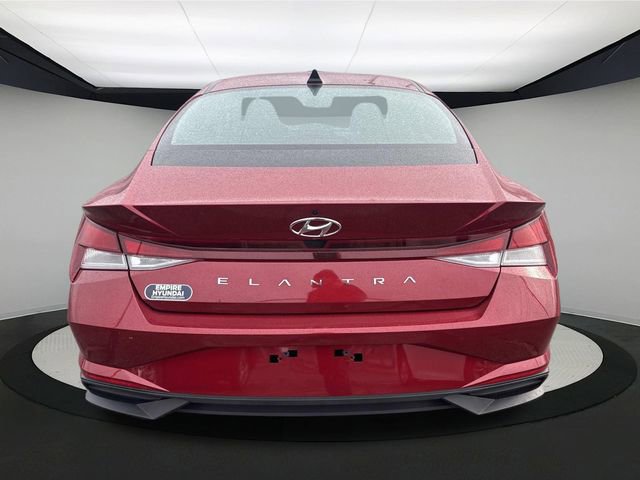Used 2023 Hyundai Elantra SEL w/ Convenience Package image 5