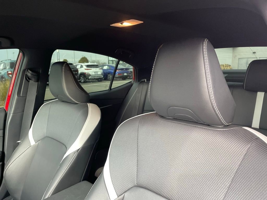 Used 2025 Toyota Camry SE w/ Convenience Package image 22