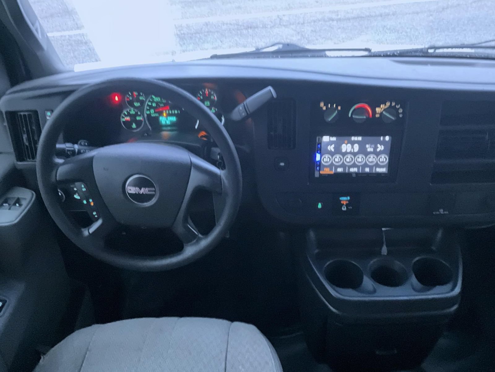 Used 2016 GMC Savana 2500 RWD image 13