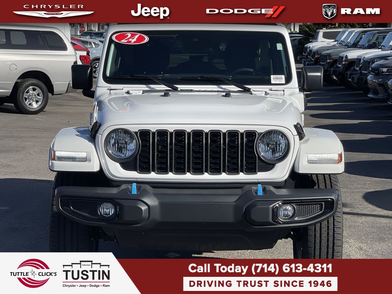 Used 2024 Jeep Wrangler Unlimited AWD/4WD image 2