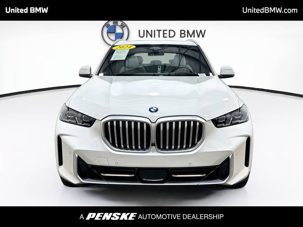 Certified 2024 BMW X5 sDrive40i w/ Premium Package RWD image 2