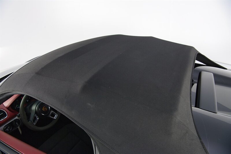 Used 2021 Porsche 718 Boxster Spyder RWD image 50
