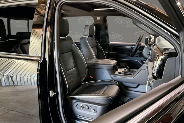 New 2026 GMC Sierra 2500 AT4X w/ LPO, Black Badging Package AWD/4WD image 12