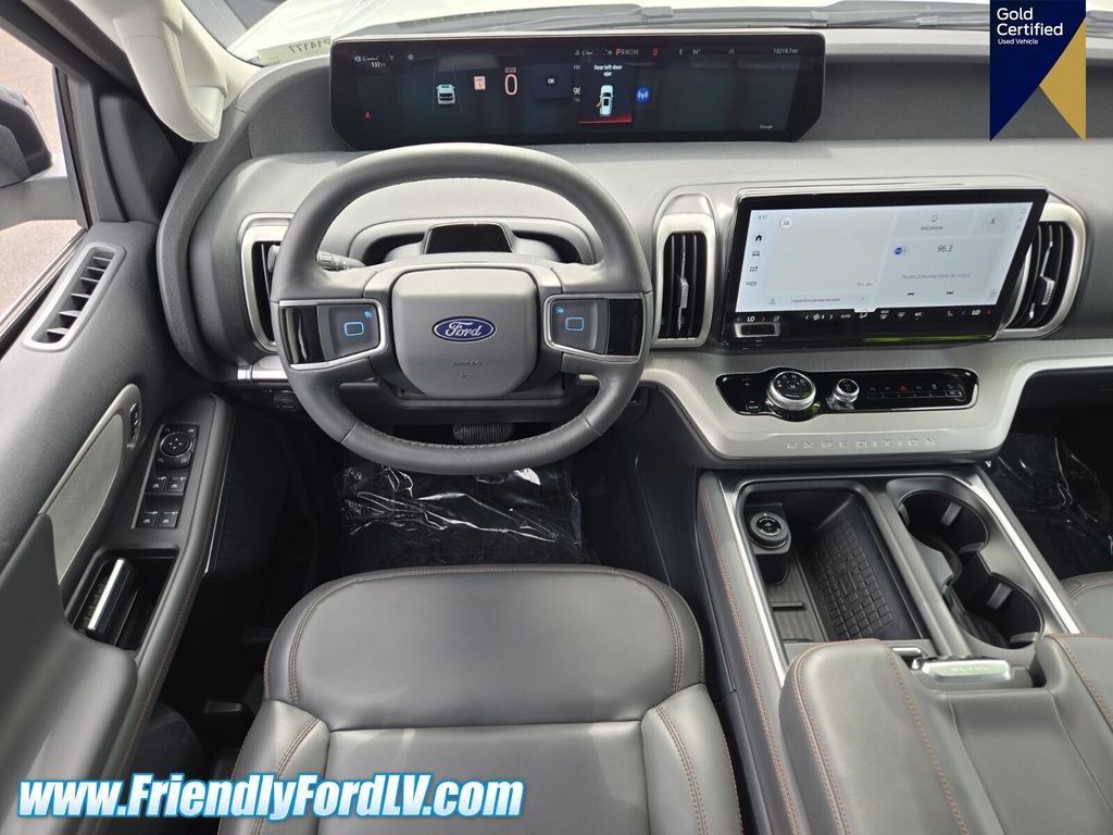 Certified 2025 Ford Expedition Active AWD/4WD image 16