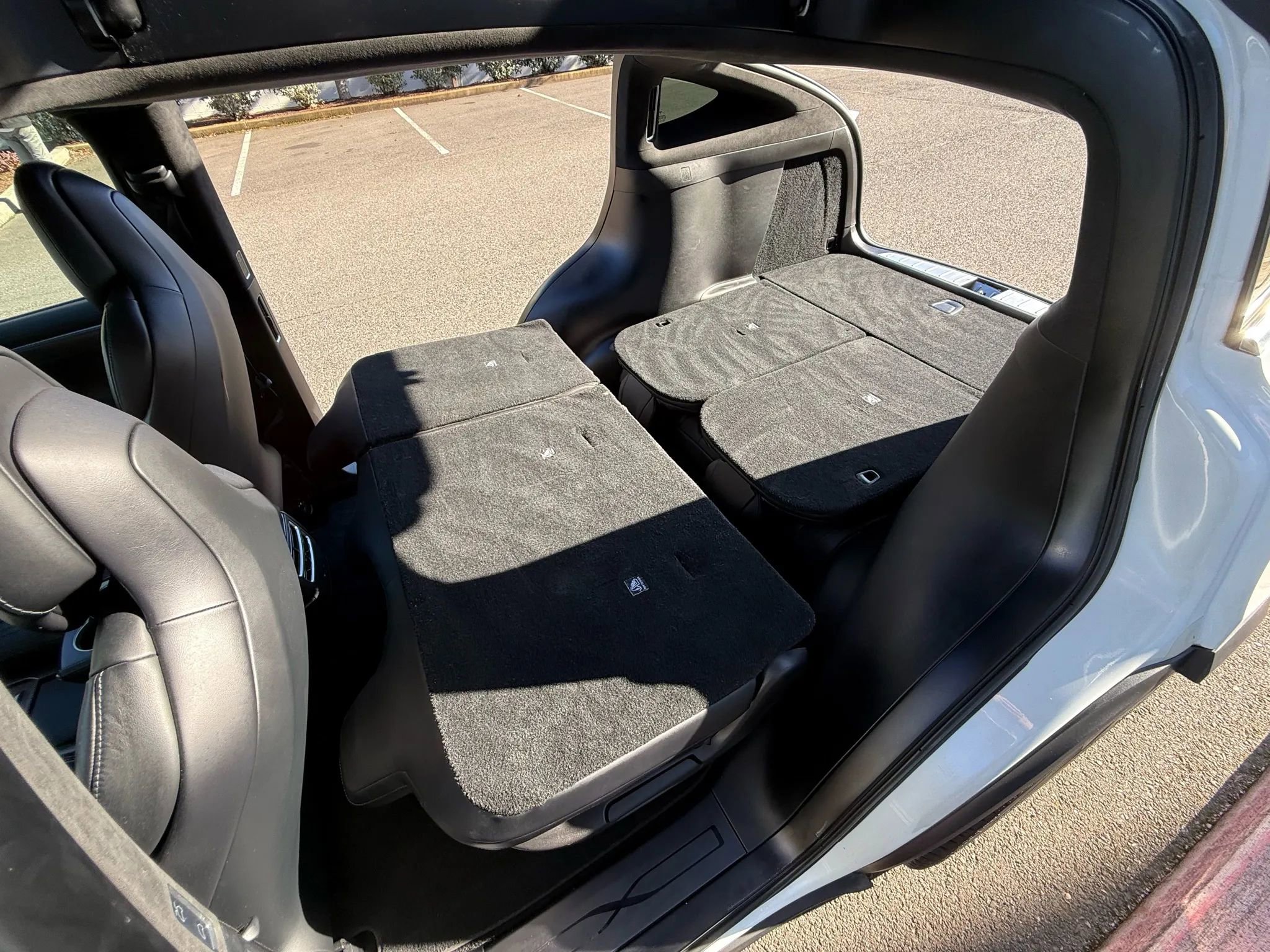 Used 2017 Tesla Model X 75D image 25