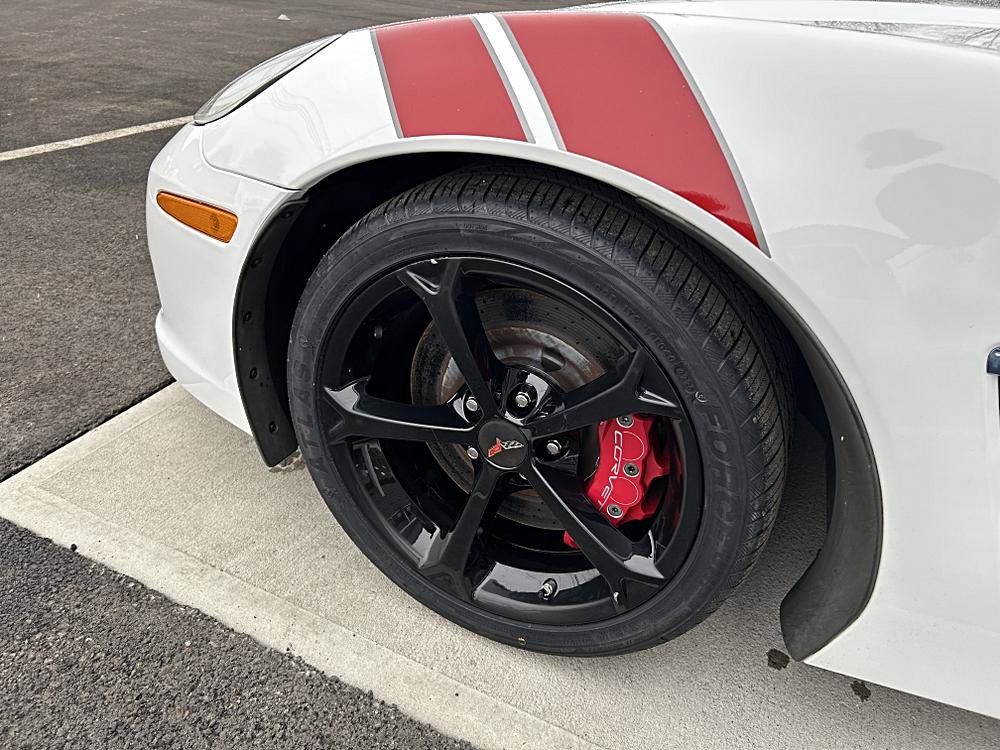 Used 2013 Chevrolet Corvette Grand Sport w/ 2LT Preferred Equipment Group RWD image 26