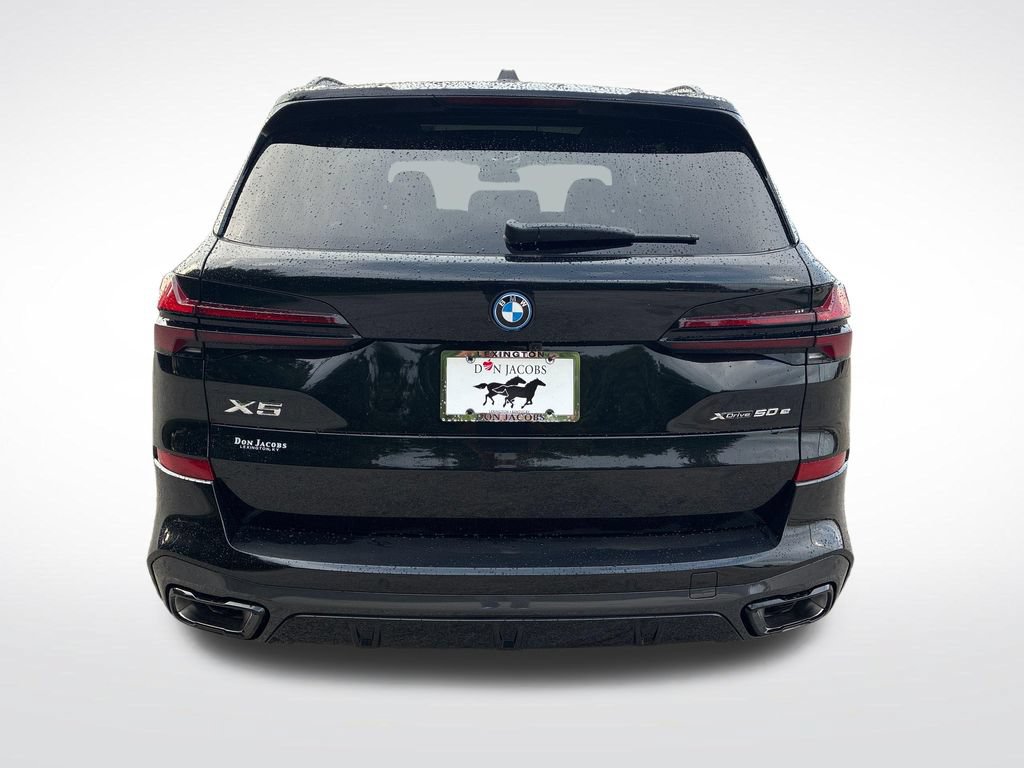 New 2026 BMW X5 xDrive50e w/ M Sport Package AWD/4WD image 4