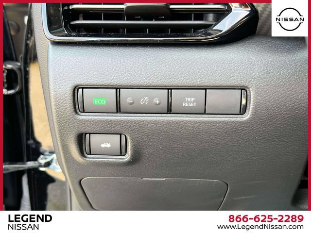 Certified 2023 Nissan Sentra SR w/ SR Premium Package FWD image 22