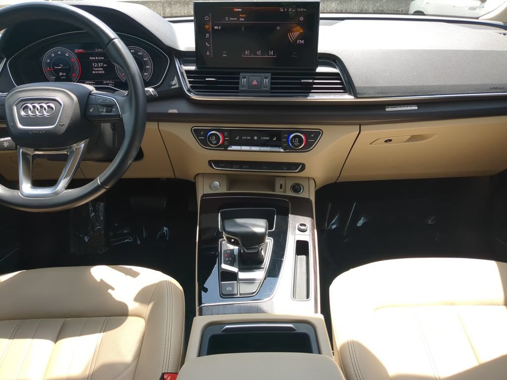 Used 2022 Audi Q5 2.0T Premium Plus w/ Premium Plus Package AWD/4WD image 15