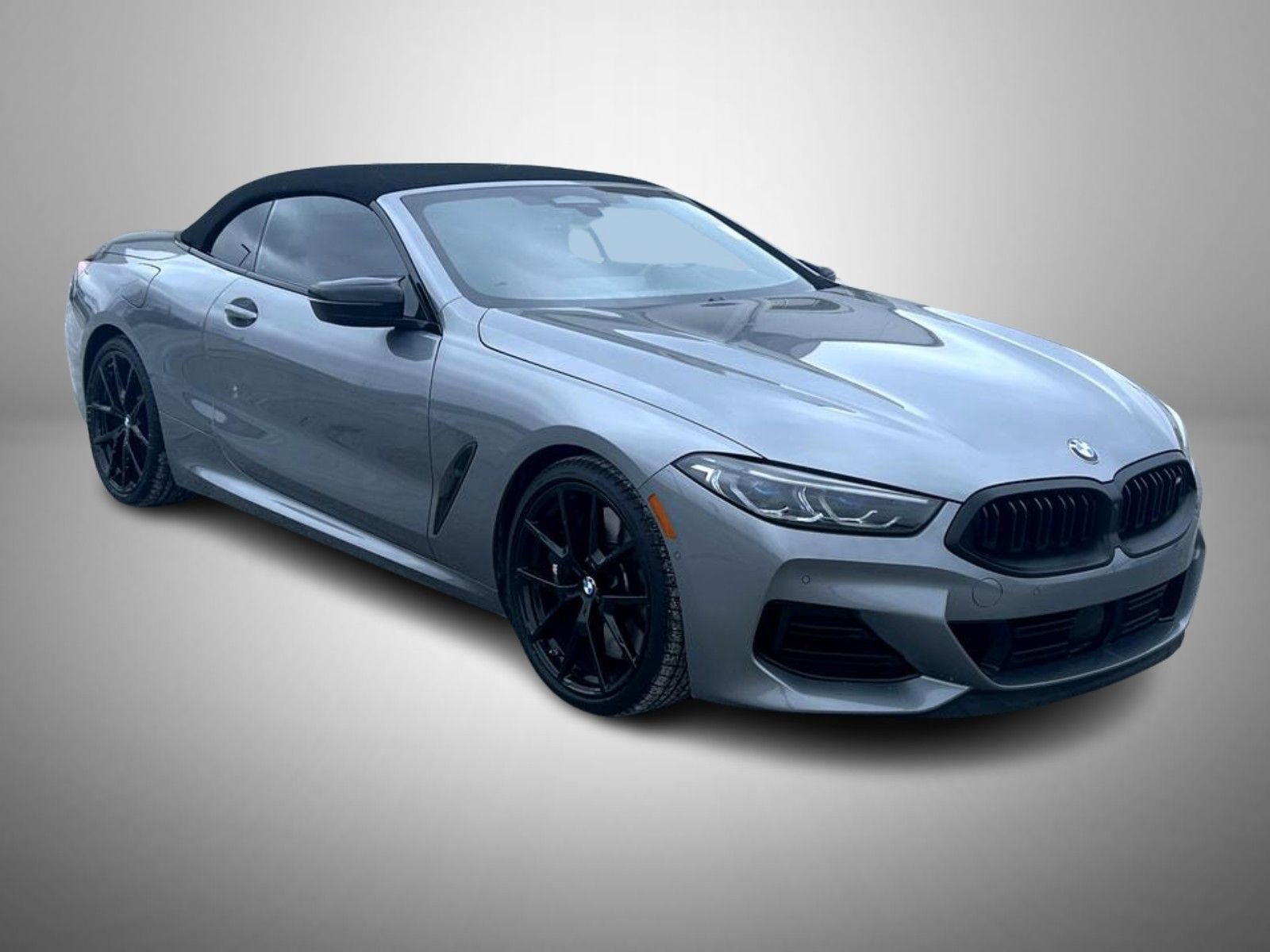 Used 2023 BMW M850i xDrive Convertible image 3