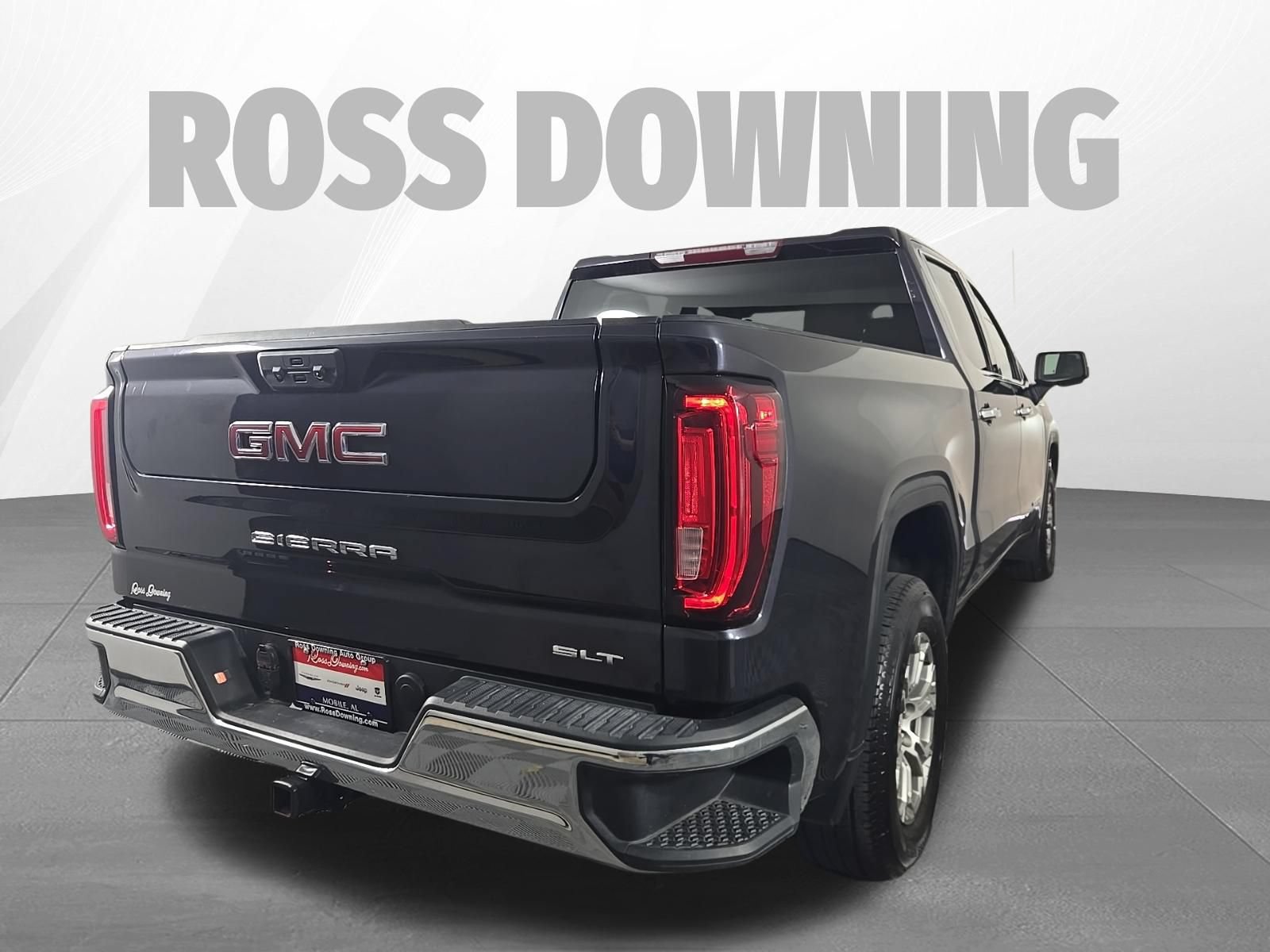 Used 2025 GMC Sierra 1500 SLT RWD image 4