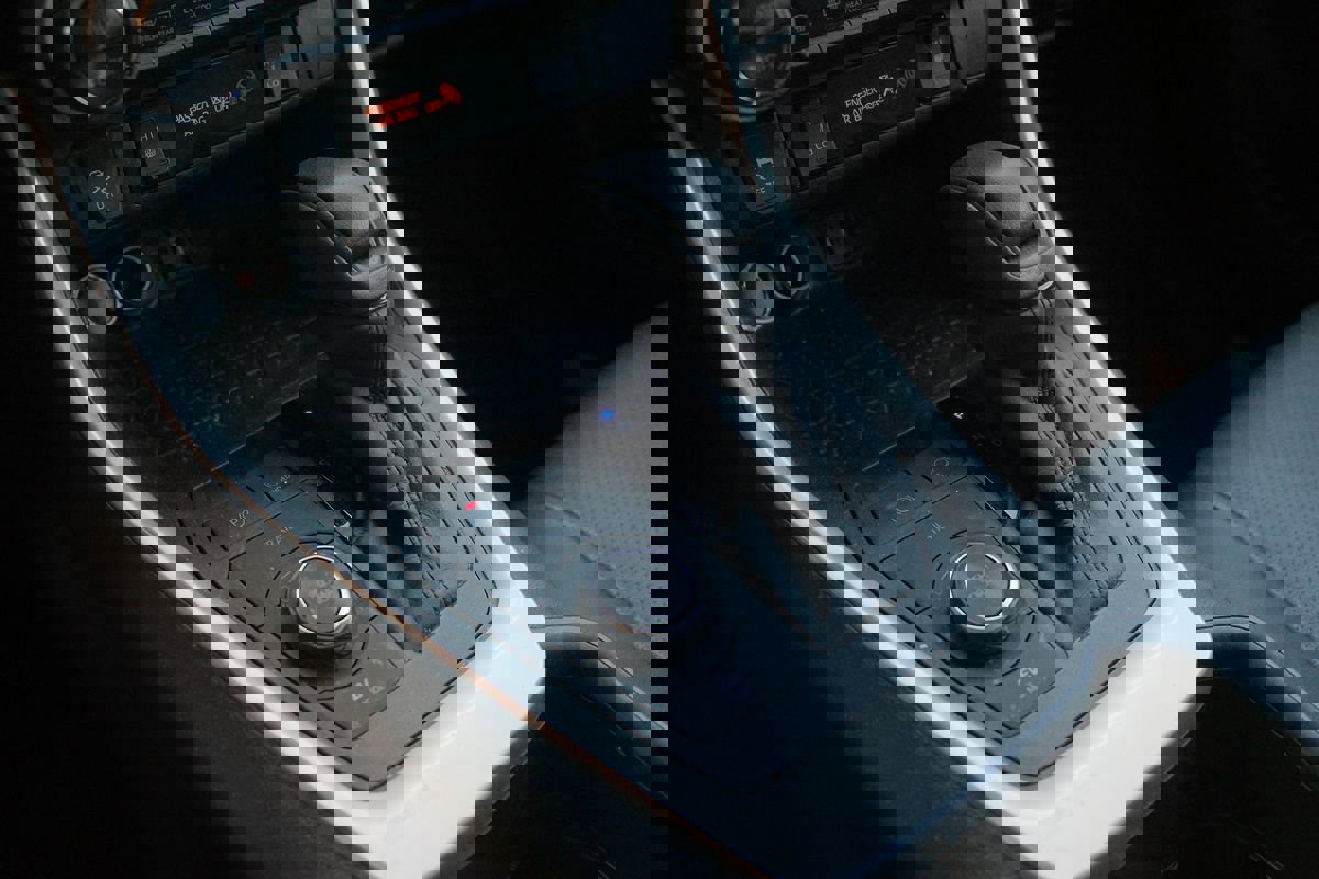 Used 2022 Toyota RAV4 XLE image 25