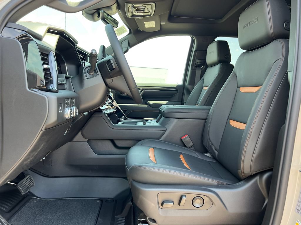 New 2026 GMC Sierra 2500 AT4 w/ AT4 Premium Plus Package AWD/4WD image 4