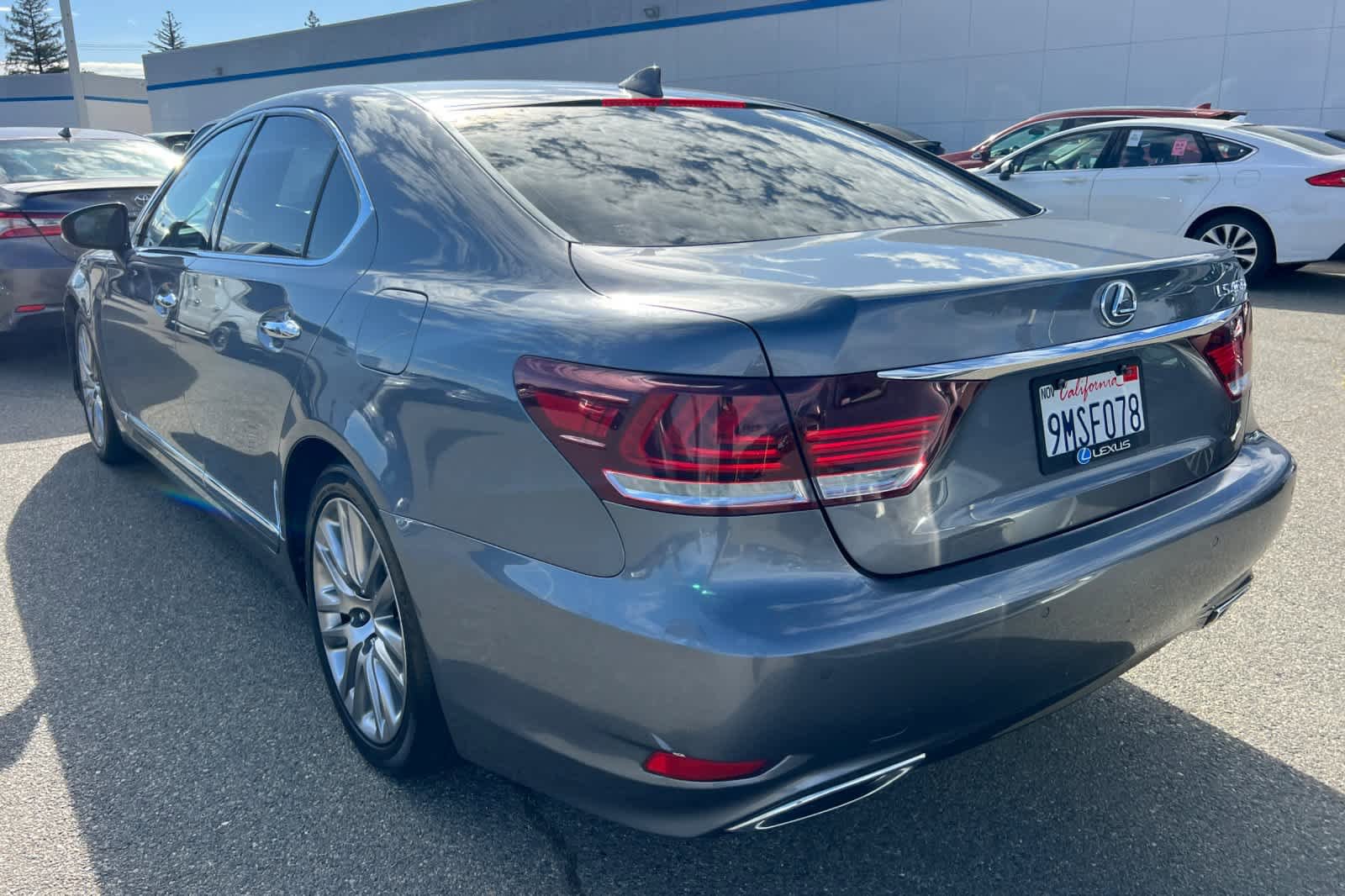 Used 2014 Lexus LS 460 w/ Comfort Package RWD image 6