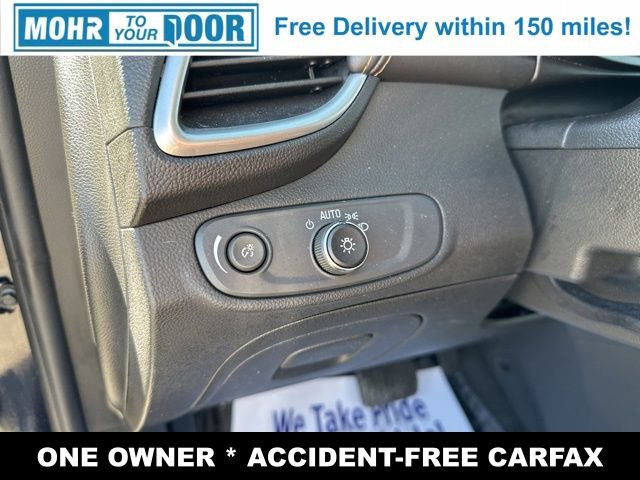 Used 2022 Chevrolet Trax LT w/ LT Convenience Package image 24