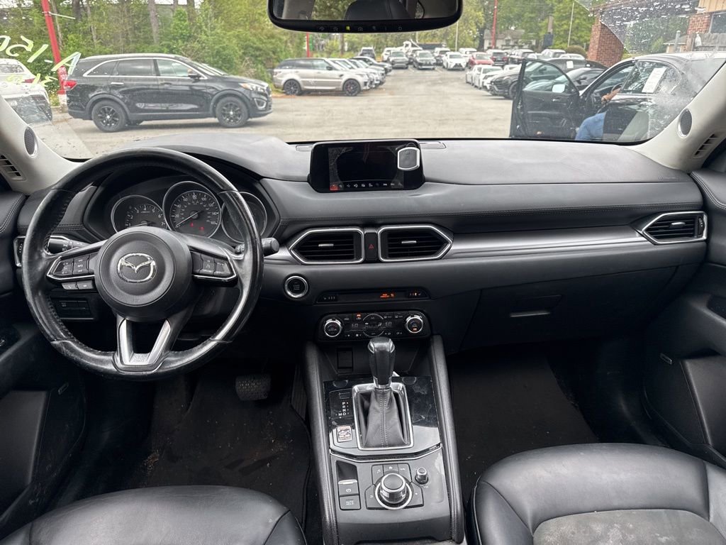 Used 2017 MAZDA CX-5 Touring w/ Preferred Equipment Package FWD image 9