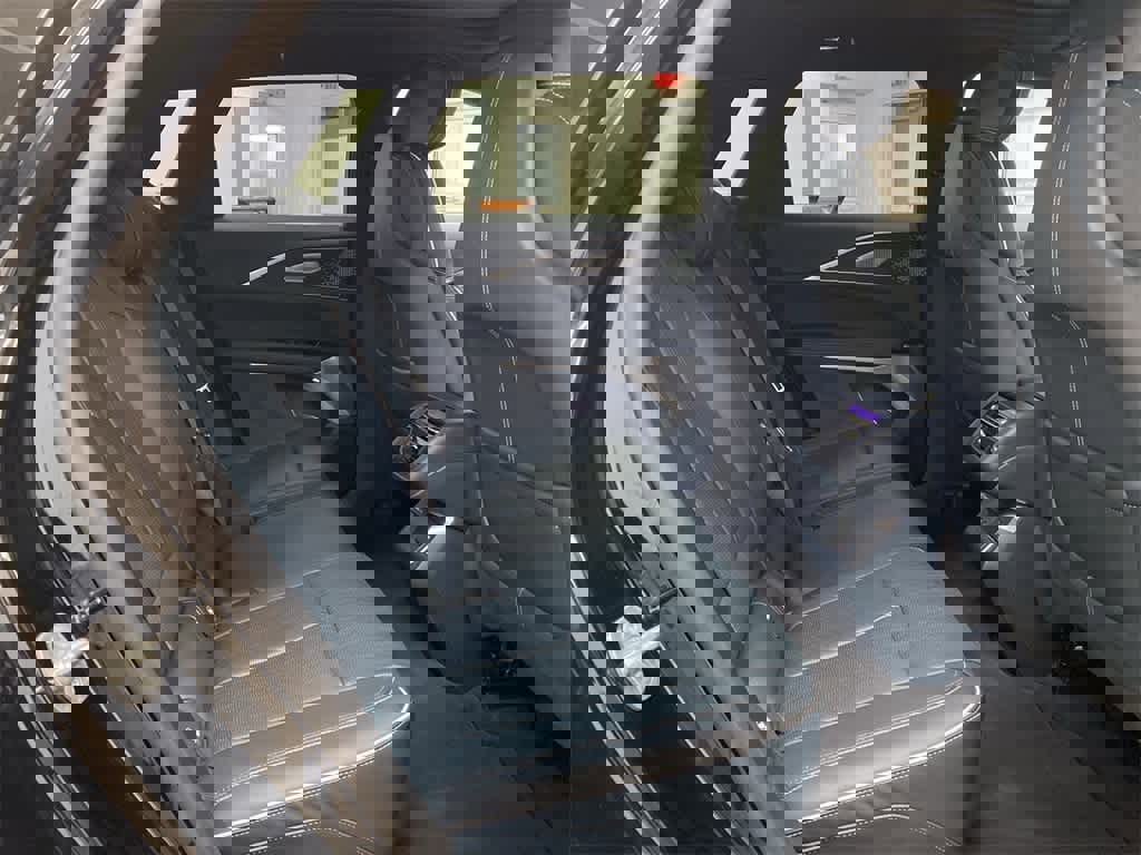 Certified 2024 Cadillac Lyriq Luxury w/ Nappa Leather Package image 18