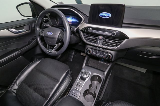 Used 2022 Ford Escape SEL w/ Technology Package image 18