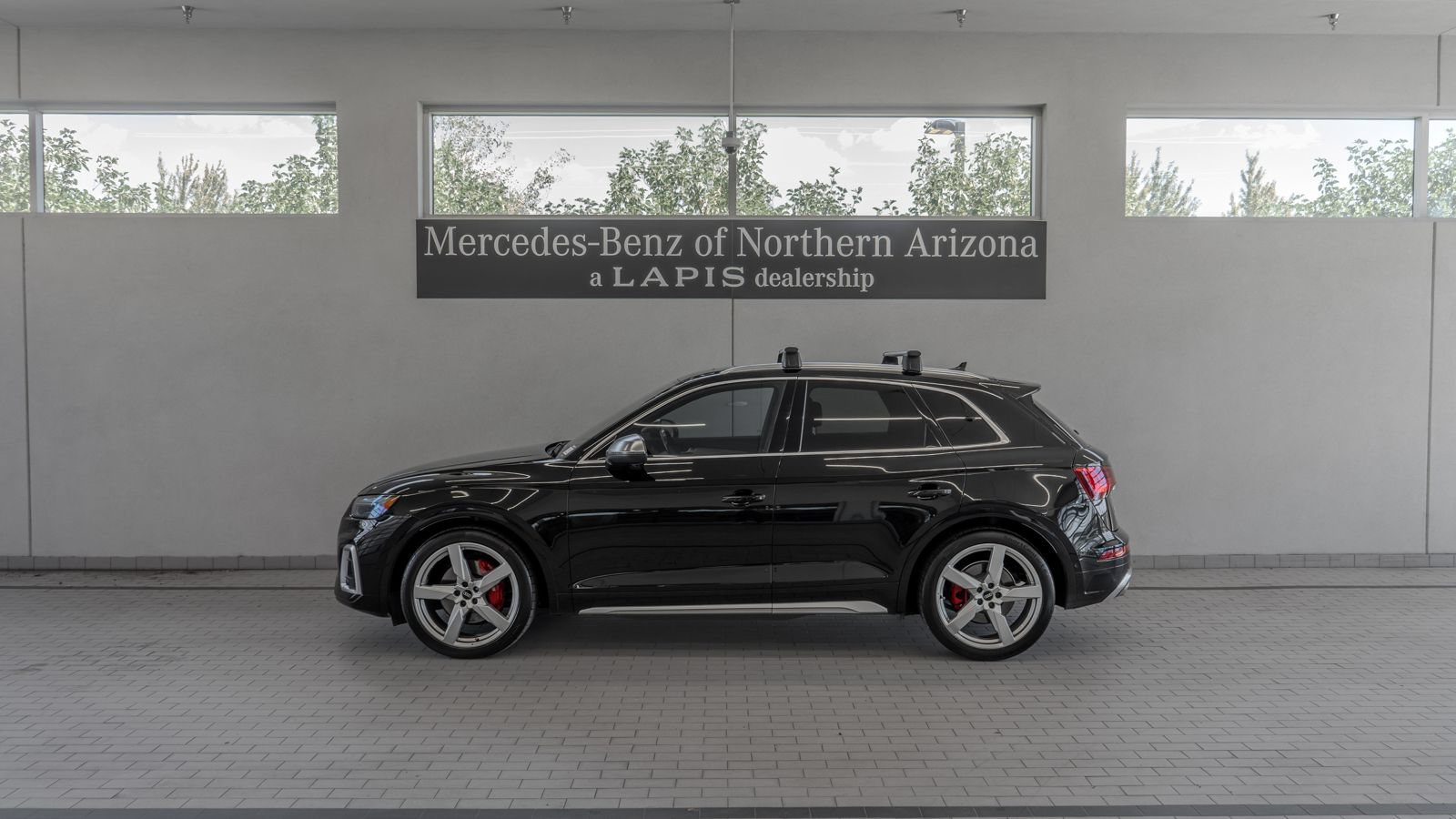 Used 2021 Audi SQ5 Prestige w/ Prestige Package AWD/4WD image 2