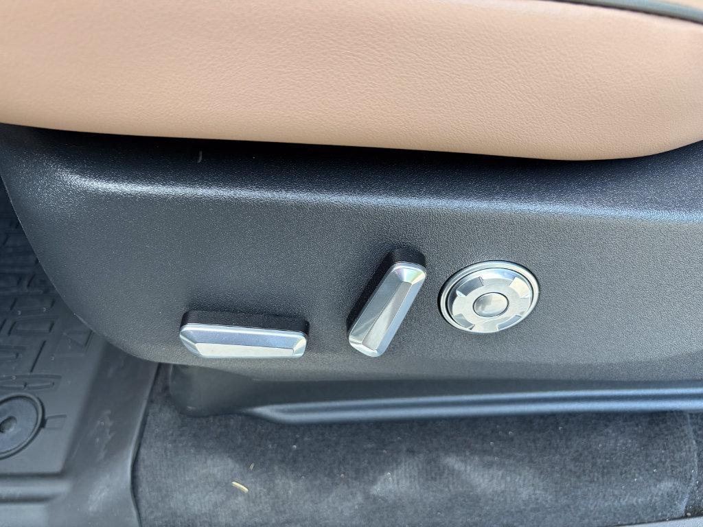 New 2027 Lincoln Navigator Black Label AWD/4WD image 15