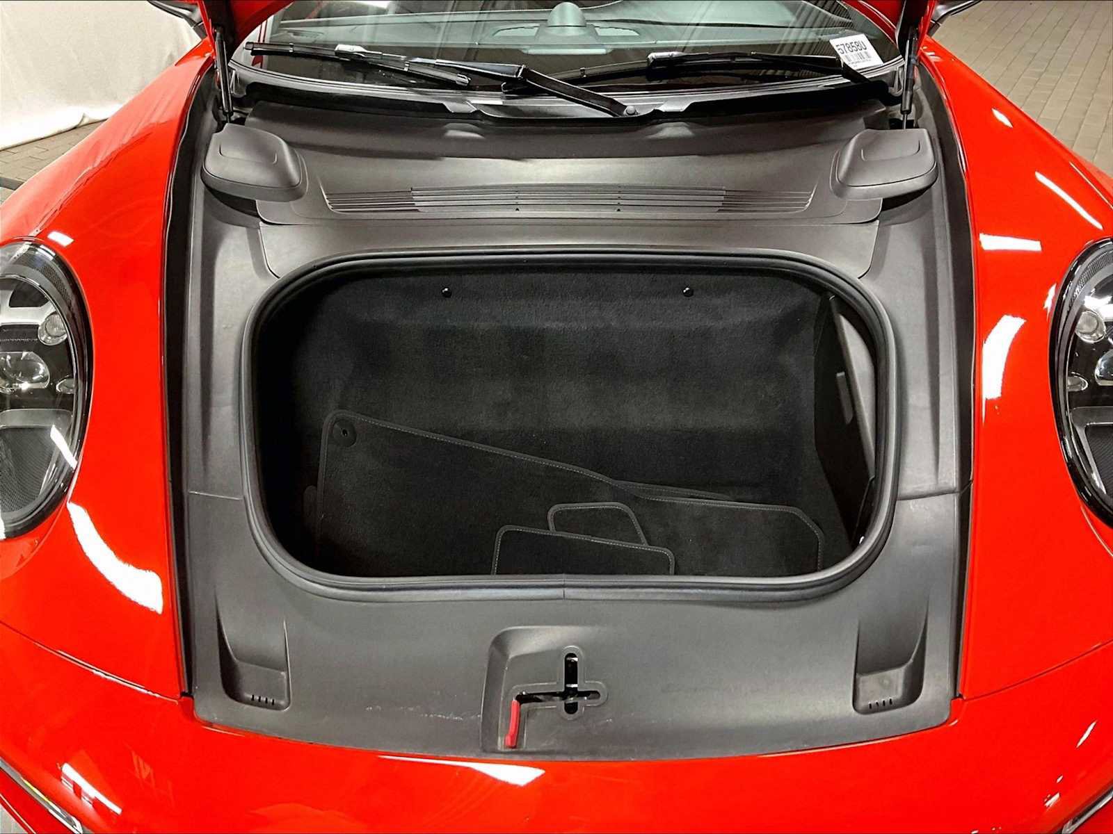 Used 2020 Porsche 911 Carrera S image 39