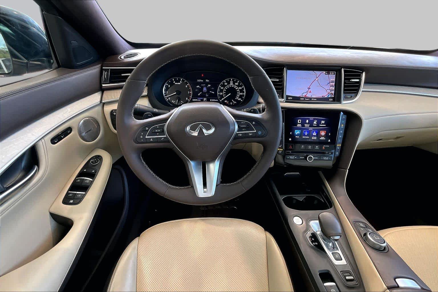 Used 2019 INFINITI QX50 Essential w/ Sensory Package FWD image 5