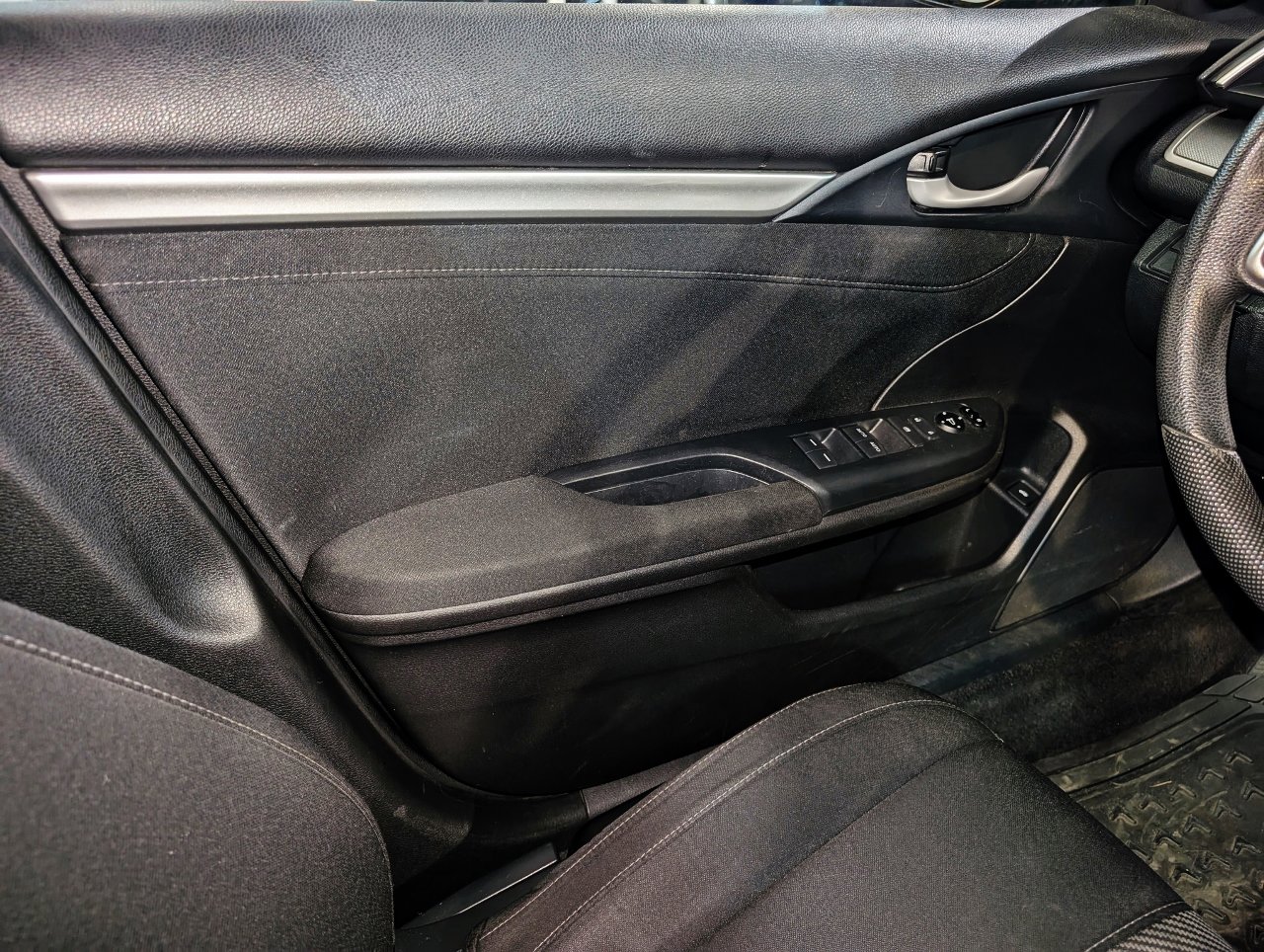 Used 2017 Honda Civic EX image 31