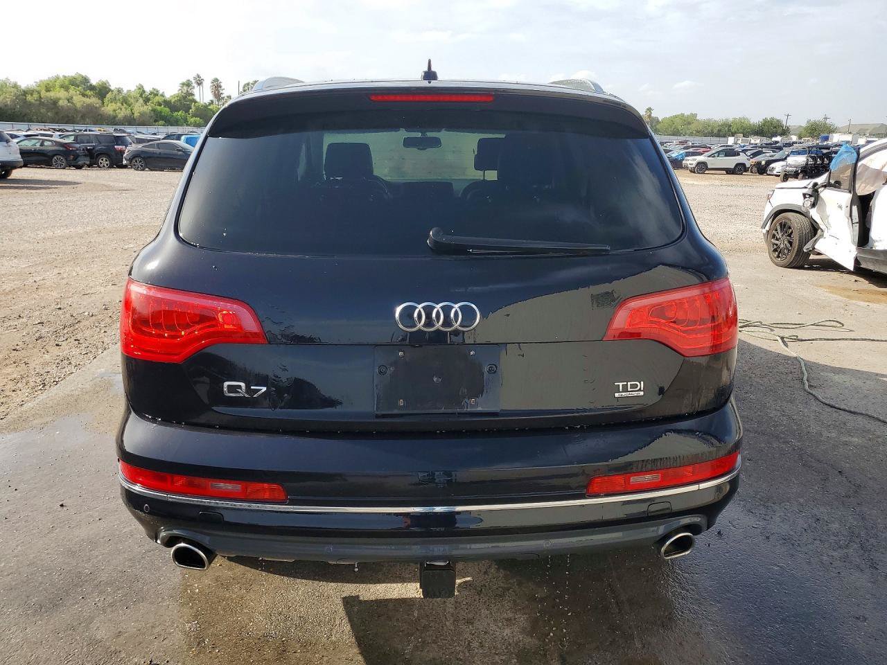 Used 2015 Audi Q7 TDI Premium Plus w/ Premium Plus Package AWD/4WD image 4