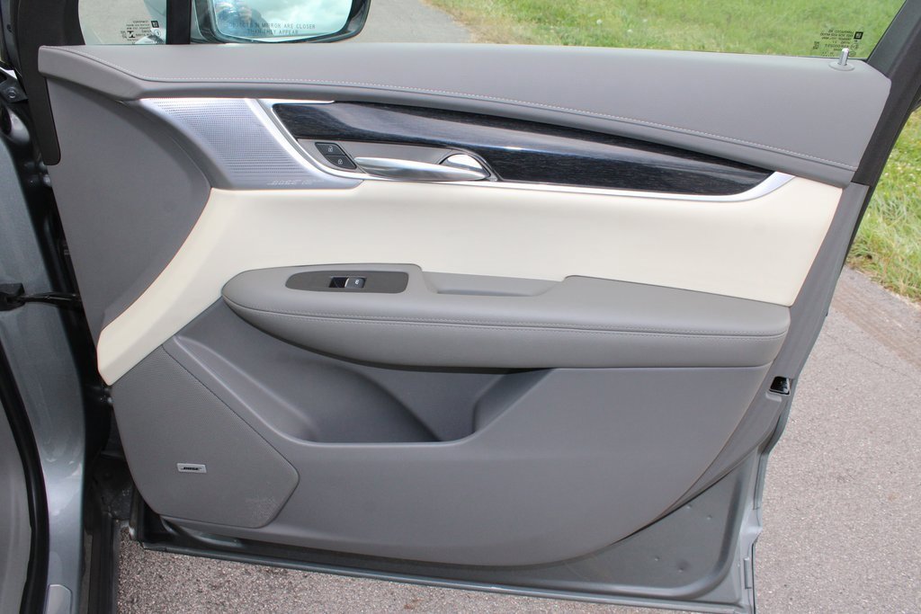 Used 2023 Cadillac XT6 Premium Luxury image 20