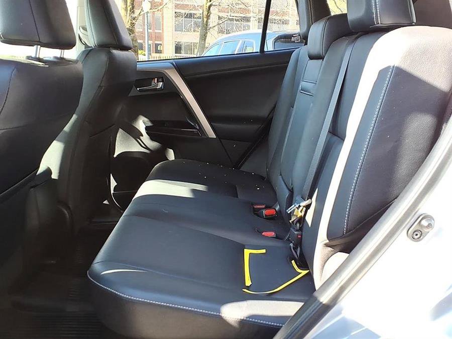 Used 2016 Toyota RAV4 Limited AWD/4WD image 30